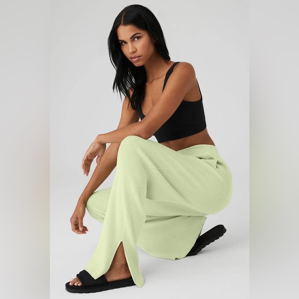ALO Yoga Wide Leg Pants in Light Green